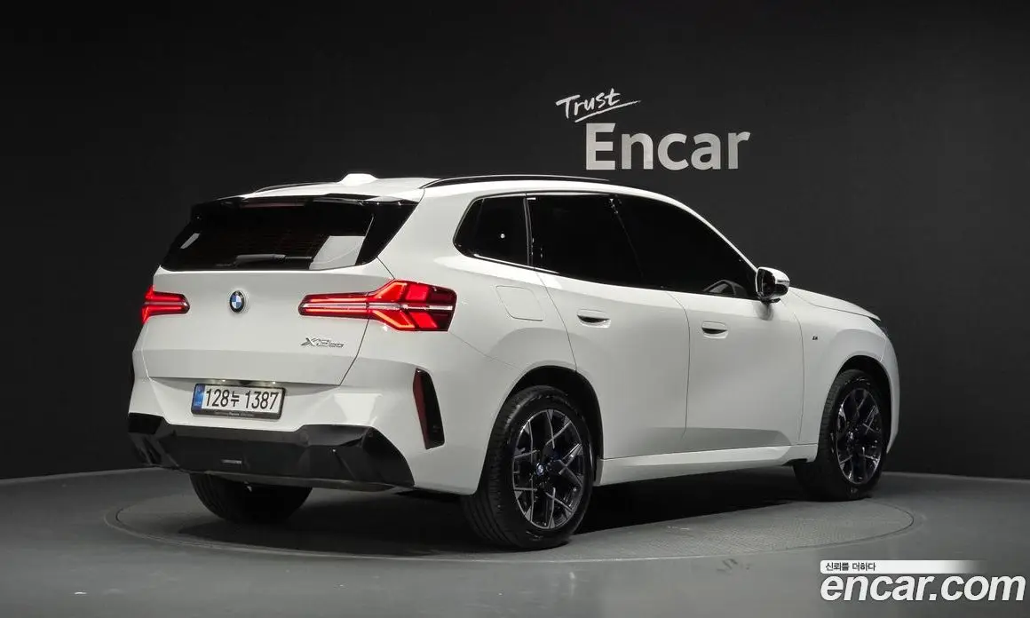 BMW X3 2025 2.0 автомат (гидро), фото 2 BMW X3 2025 2.0 автомат (гидро), фото 2
