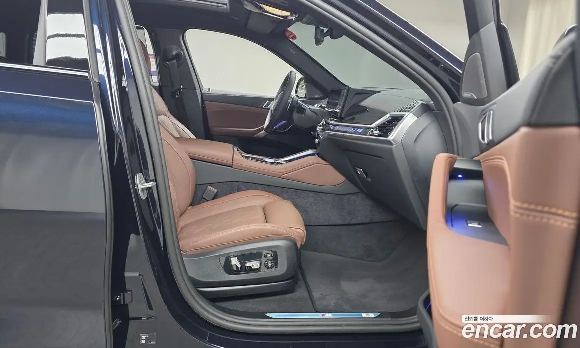 BMW X6 2025 3.0 автомат (гидро), фото 17