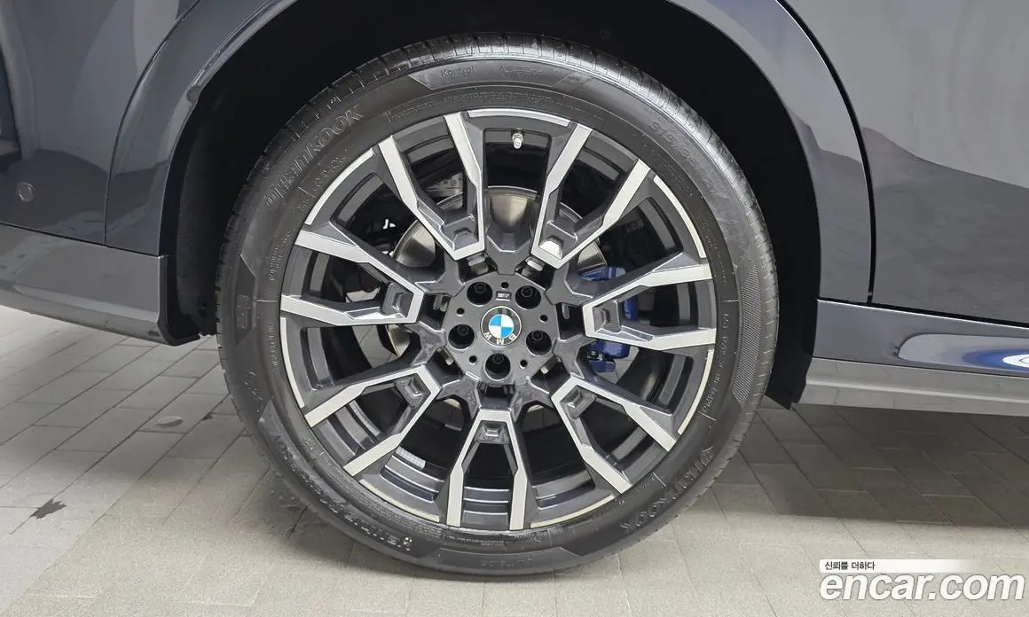 BMW X6 2025 3.0 автомат (гидро), фото 5
