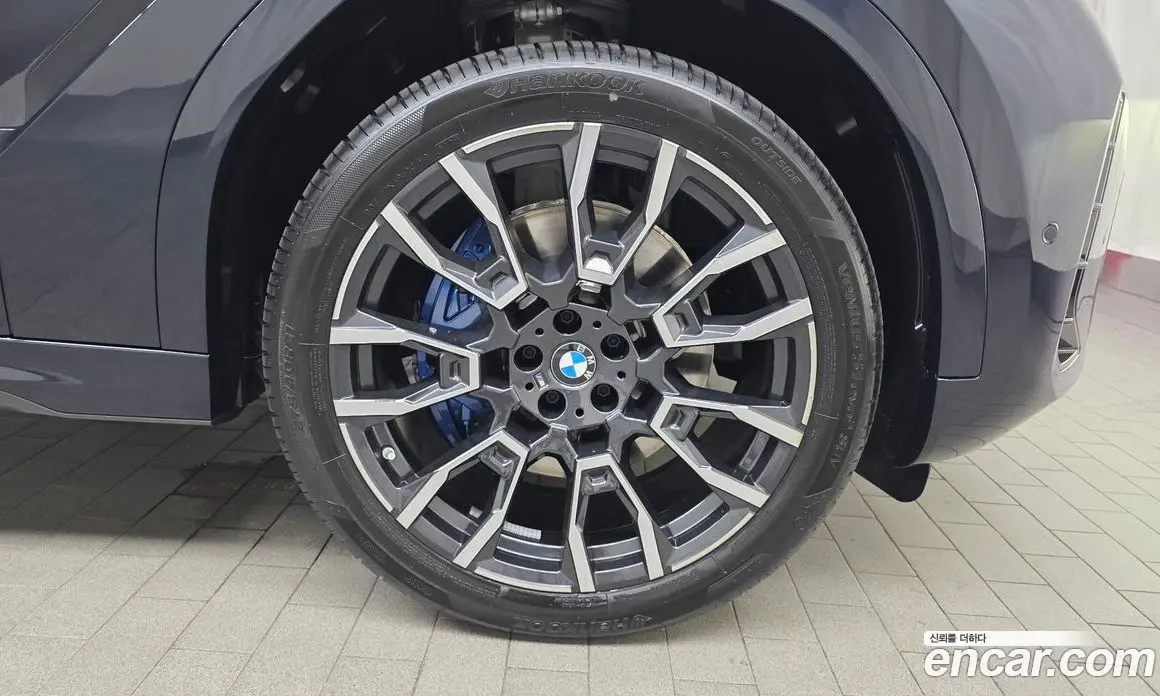 BMW X6 2025 3.0 автомат (гидро), фото 7