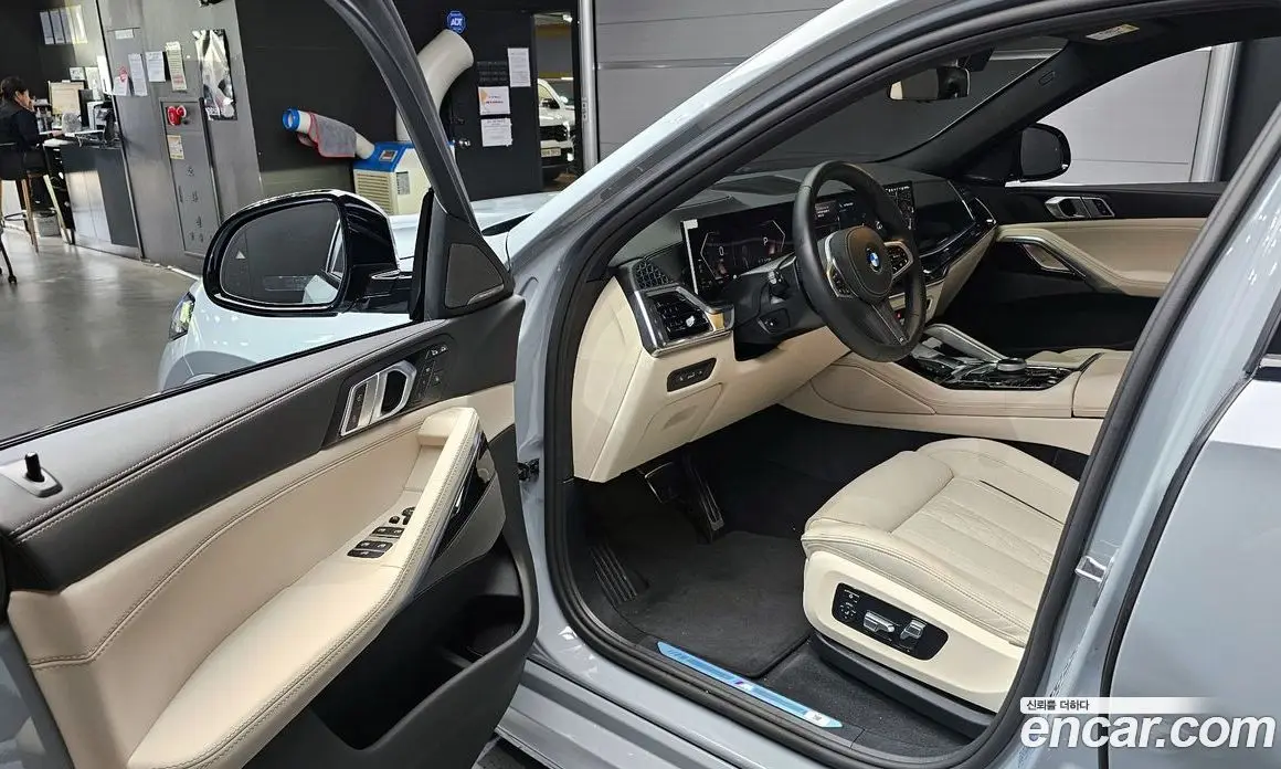 BMW X6 2025 3.0 автомат (гидро), фото 13