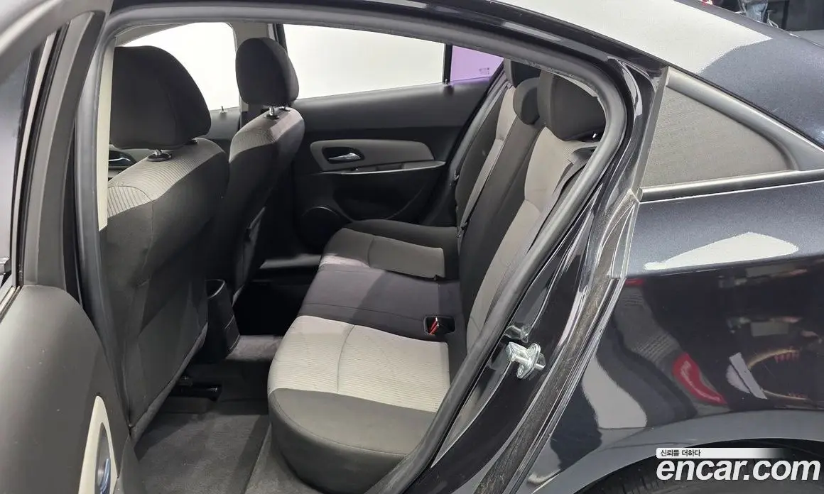 Chevrolet Cruze 2015 1.8 автомат (гидро), фото 16 Chevrolet Cruze 2015 1.8 автомат (гидро), фото 16