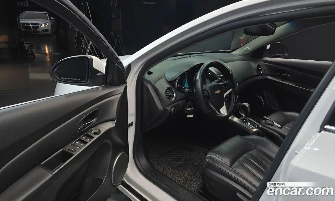 Chevrolet Cruze 2016 1.8 автомат (гидро), фото 13 Chevrolet Cruze 2016 1.8 автомат (гидро), фото 13