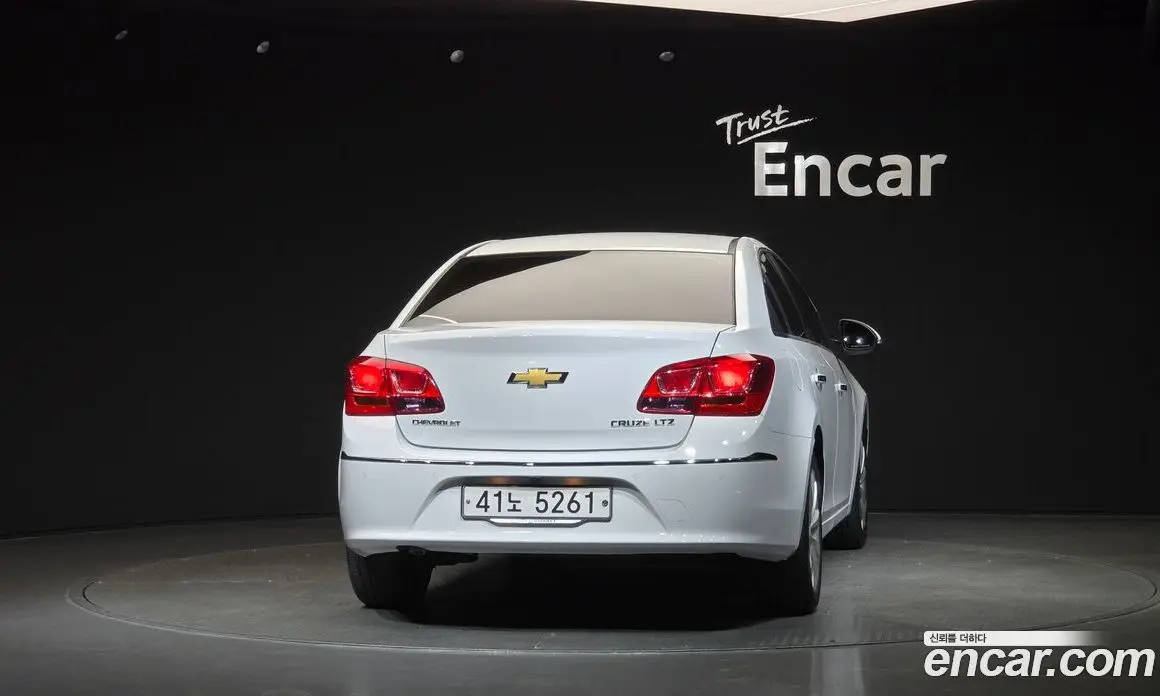 Chevrolet Cruze 2016 1.8 автомат (гидро), фото 4 Chevrolet Cruze 2016 1.8 автомат (гидро), фото 4