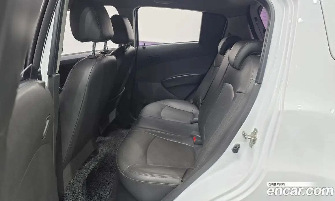 Chevrolet Spark 2015 1.0 автомат (гидро), фото 12