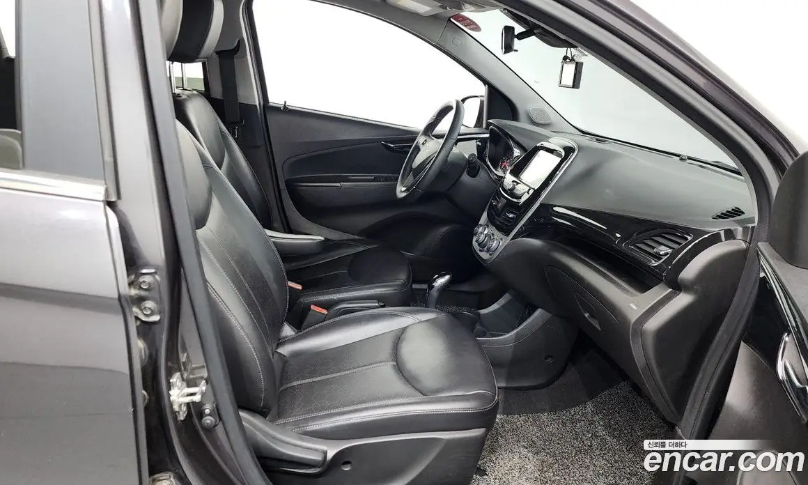 Chevrolet Spark 2015 1.0 автомат (гидро), фото 16