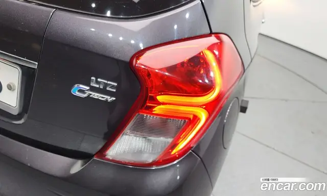 Chevrolet Spark 2015 1.0 автомат (гидро), миниатюра 9