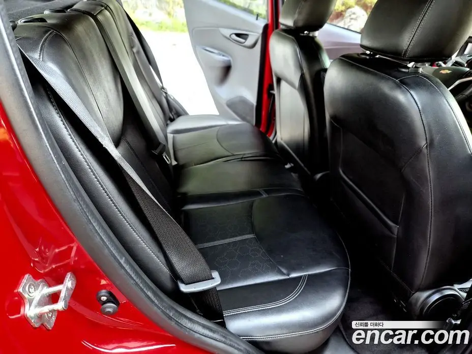 Chevrolet Spark 2015 1.0 автомат (гидро), фото 13