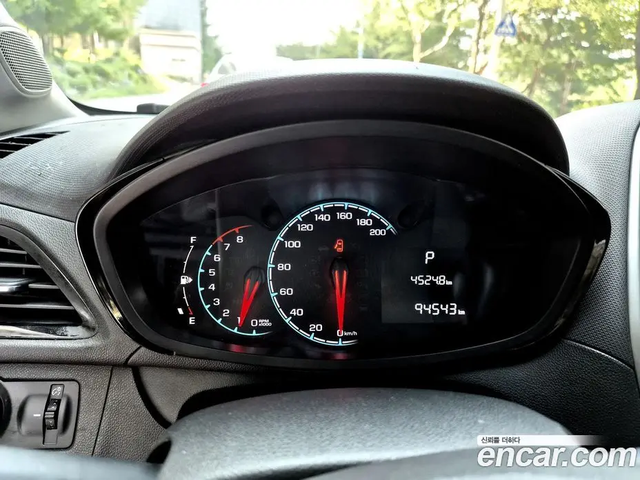 Chevrolet Spark 2015 1.0 автомат (гидро), фото 15