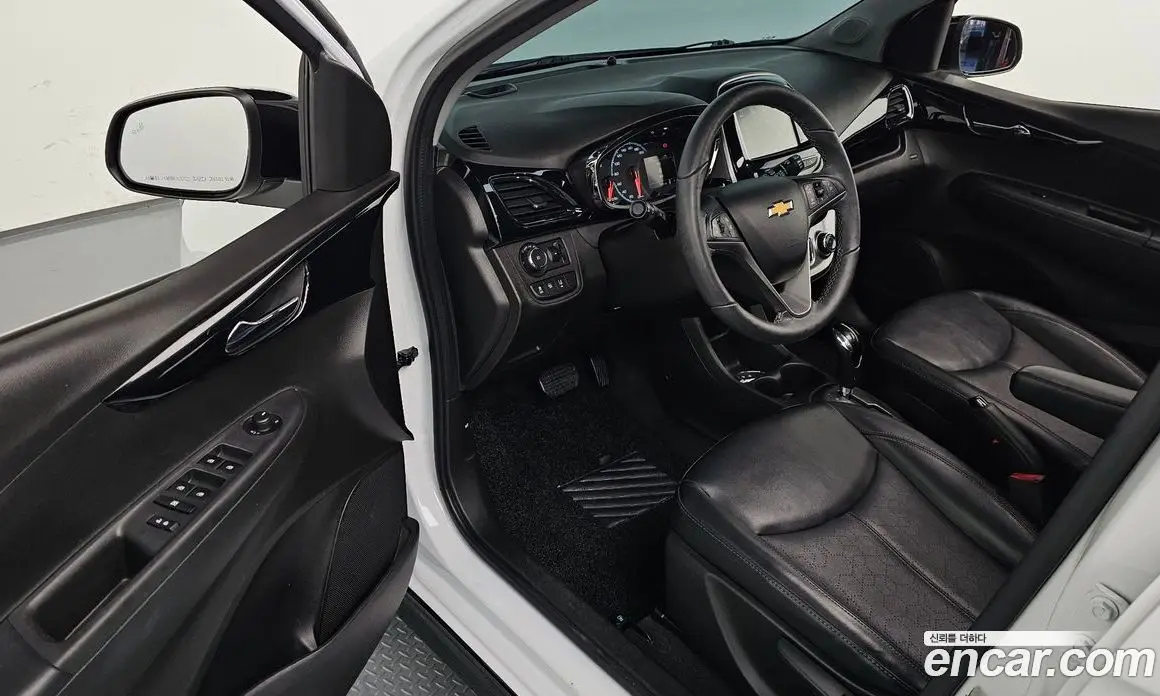 Chevrolet Spark 2018 1.0 автомат (гидро), фото 12 Chevrolet Spark 2018 1.0 автомат (гидро), фото 12