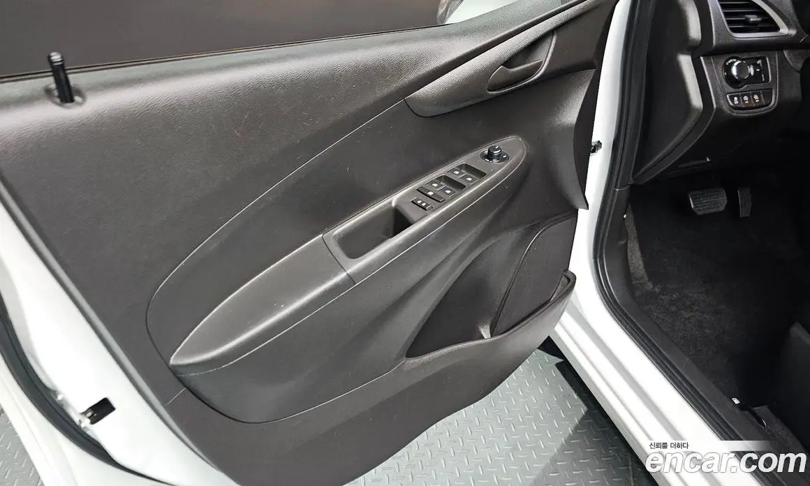 Chevrolet Spark 2019 1.0 автомат (гидро), фото 14