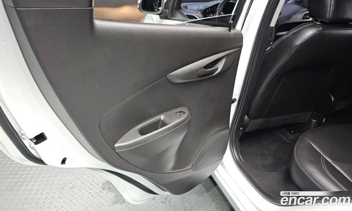 Chevrolet Spark 2019 1.0 автомат (гидро), фото 15