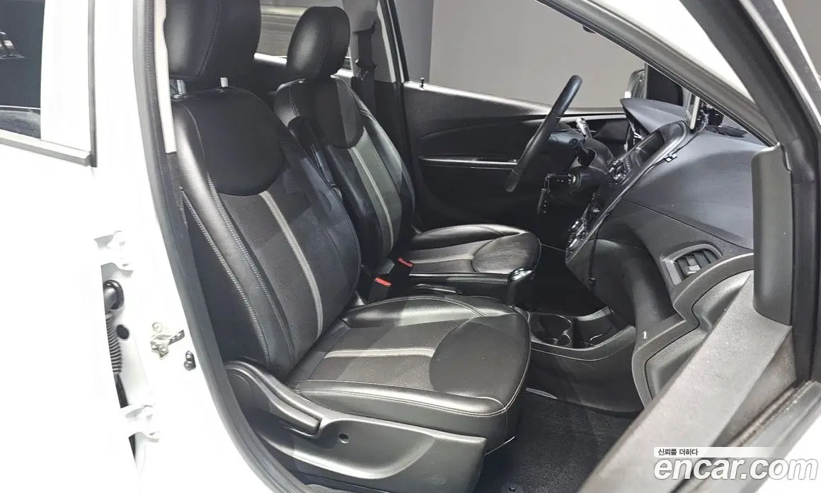 Chevrolet Spark 2019 1.0 автомат (гидро), фото 16