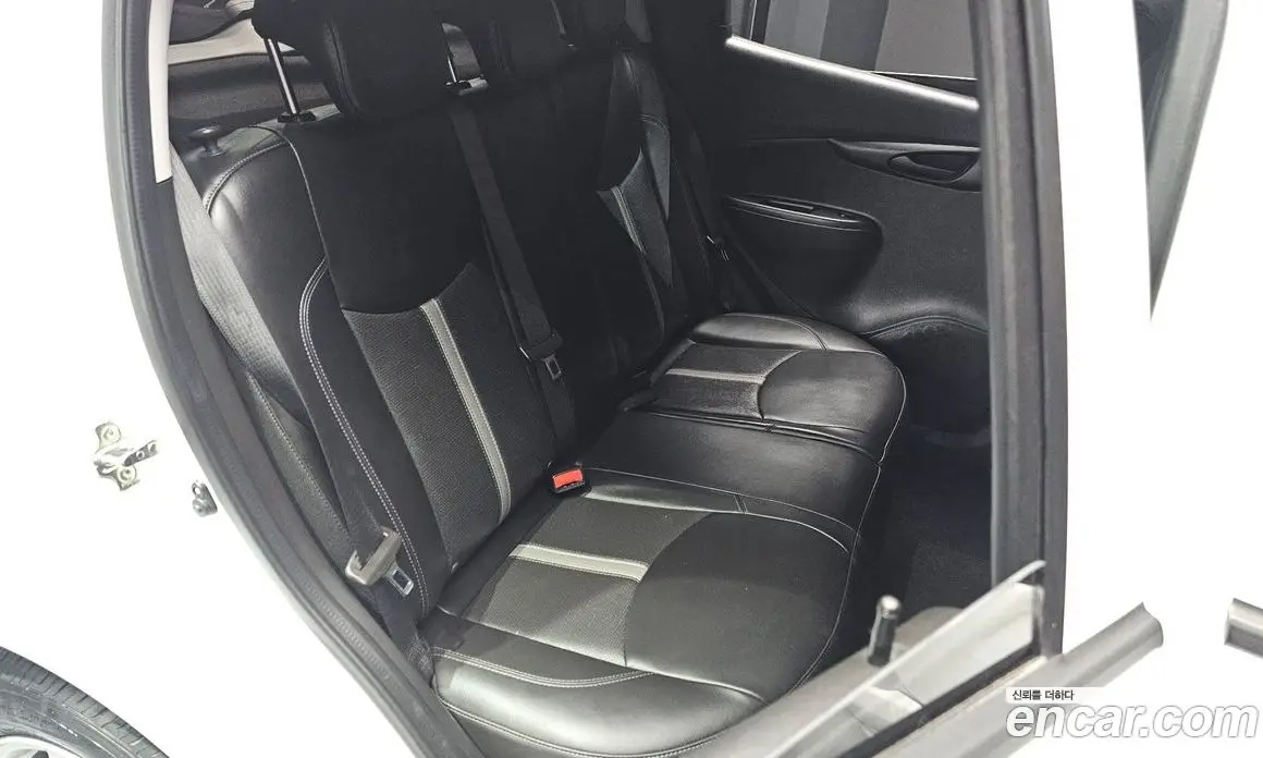 Chevrolet Spark 2019 1.0 автомат (гидро), фото 18