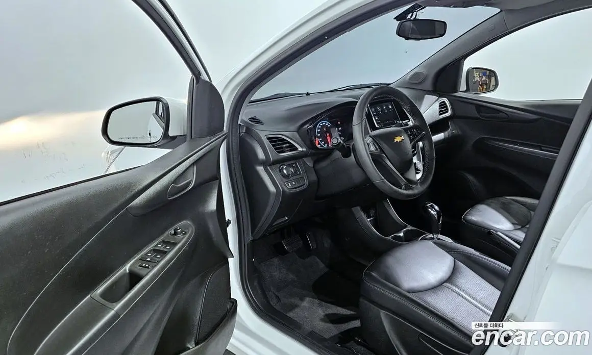Chevrolet Spark 2020 1.0 автомат (гидро), фото 13