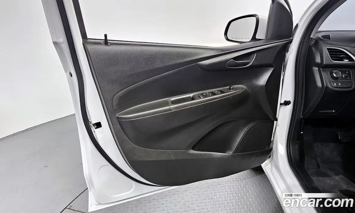 Chevrolet Spark 2020 1.0 автомат (гидро), фото 14