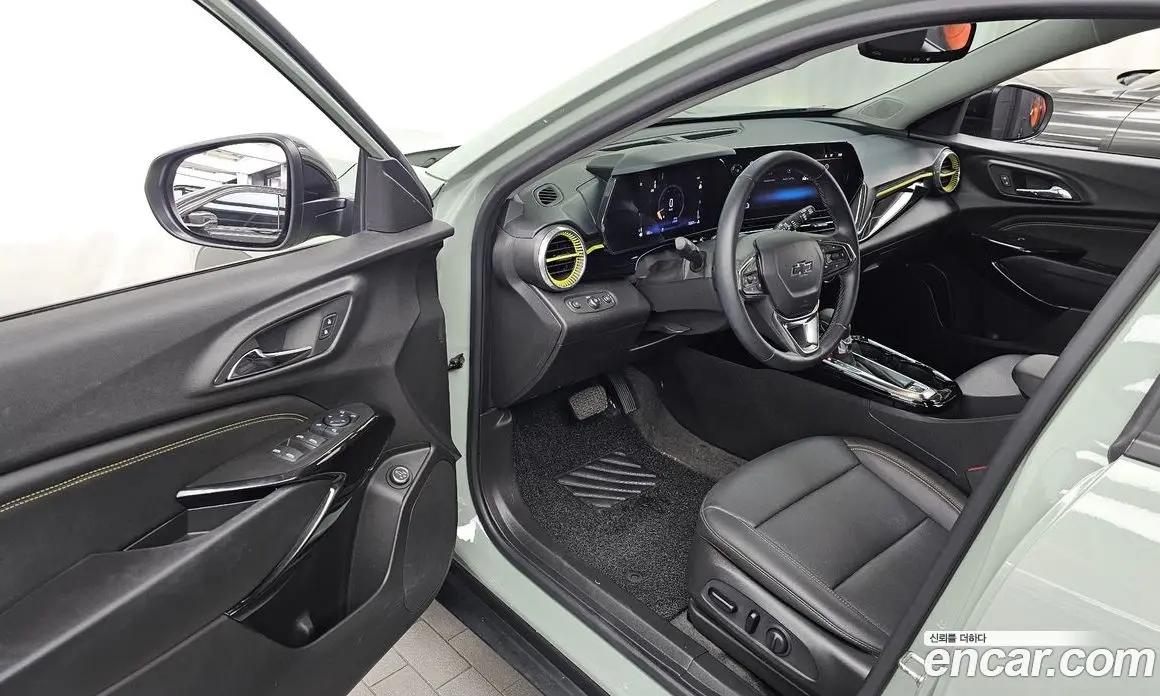 Chevrolet Trax 2024 1.2 автомат (гидро), фото 13
