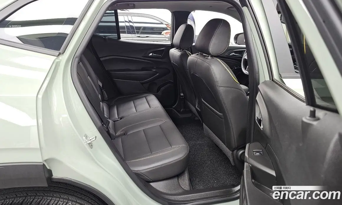 Chevrolet Trax 2024 1.2 автомат (гидро), фото 18
