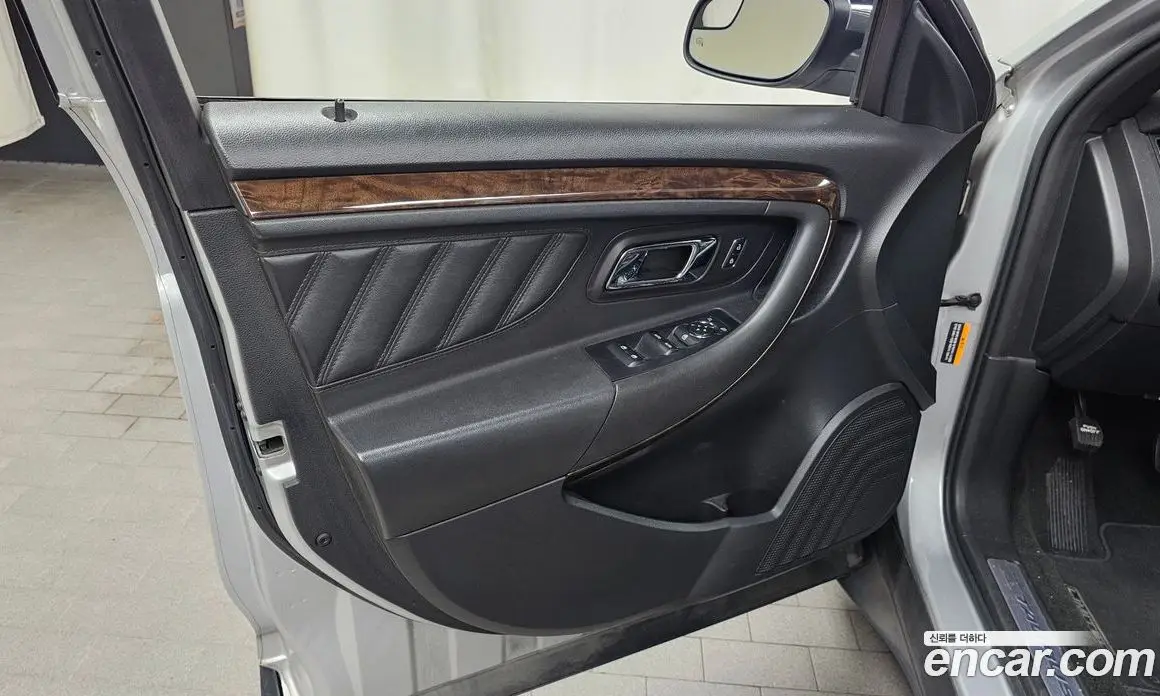 Ford Taurus 2013 2.0 автомат (гидро), фото 14 Ford Taurus 2013 2.0 автомат (гидро), фото 14