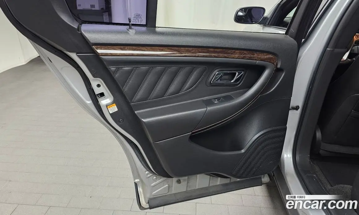 Ford Taurus 2013 2.0 автомат (гидро), фото 15 Ford Taurus 2013 2.0 автомат (гидро), фото 15