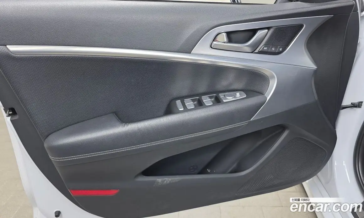 Genesis G70 2017 2.0 автомат (гидро), фото 14