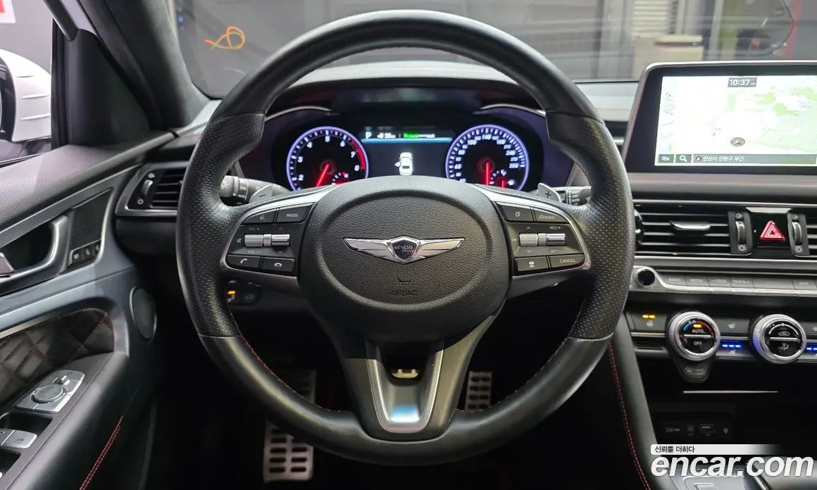 Genesis G70 2017 2.0 автомат (гидро), фото 18 Genesis G70 2017 2.0 автомат (гидро), фото 18