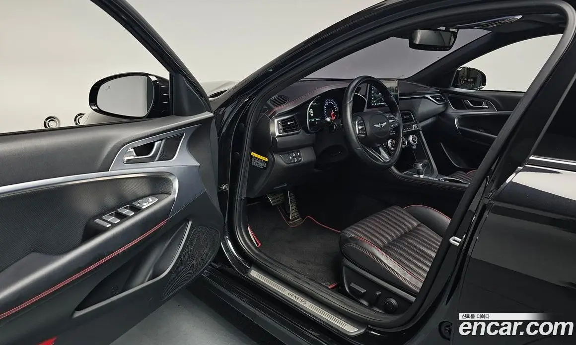 Genesis G70 2018 2.0 автомат (гидро), фото 12 Genesis G70 2018 2.0 автомат (гидро), фото 12