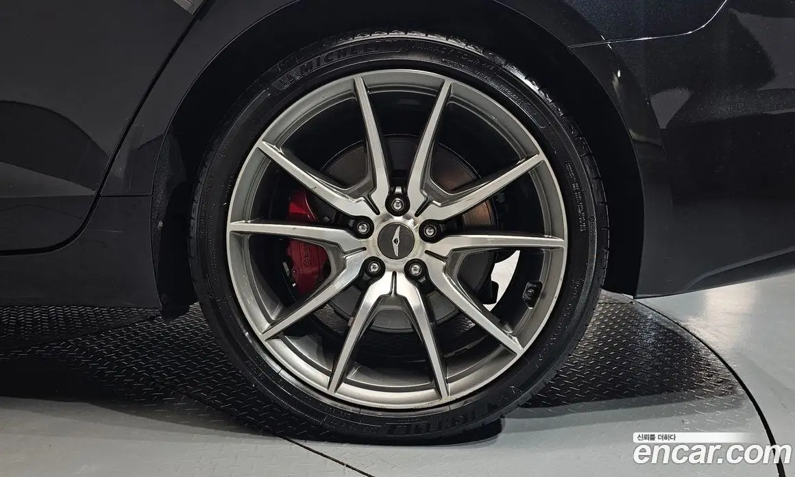 Genesis G70 2018 2.0 автомат (гидро), фото 6 Genesis G70 2018 2.0 автомат (гидро), фото 6