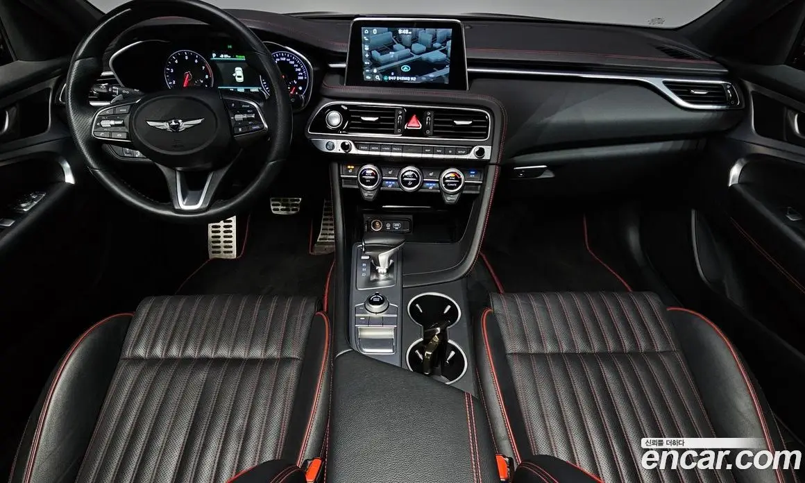 Genesis G70 2018 2.0 автомат (гидро), фото 9 Genesis G70 2018 2.0 автомат (гидро), фото 9