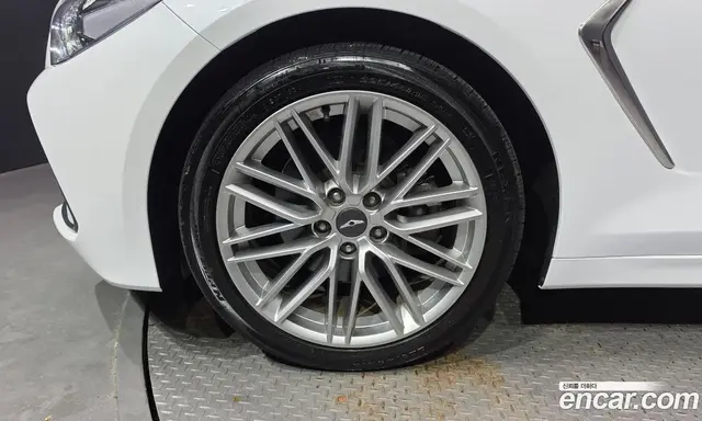 Genesis G70 2019 2.2 автомат (гидро), миниатюра 4 Genesis G70 2019 2.2 автомат (гидро), миниатюра 4