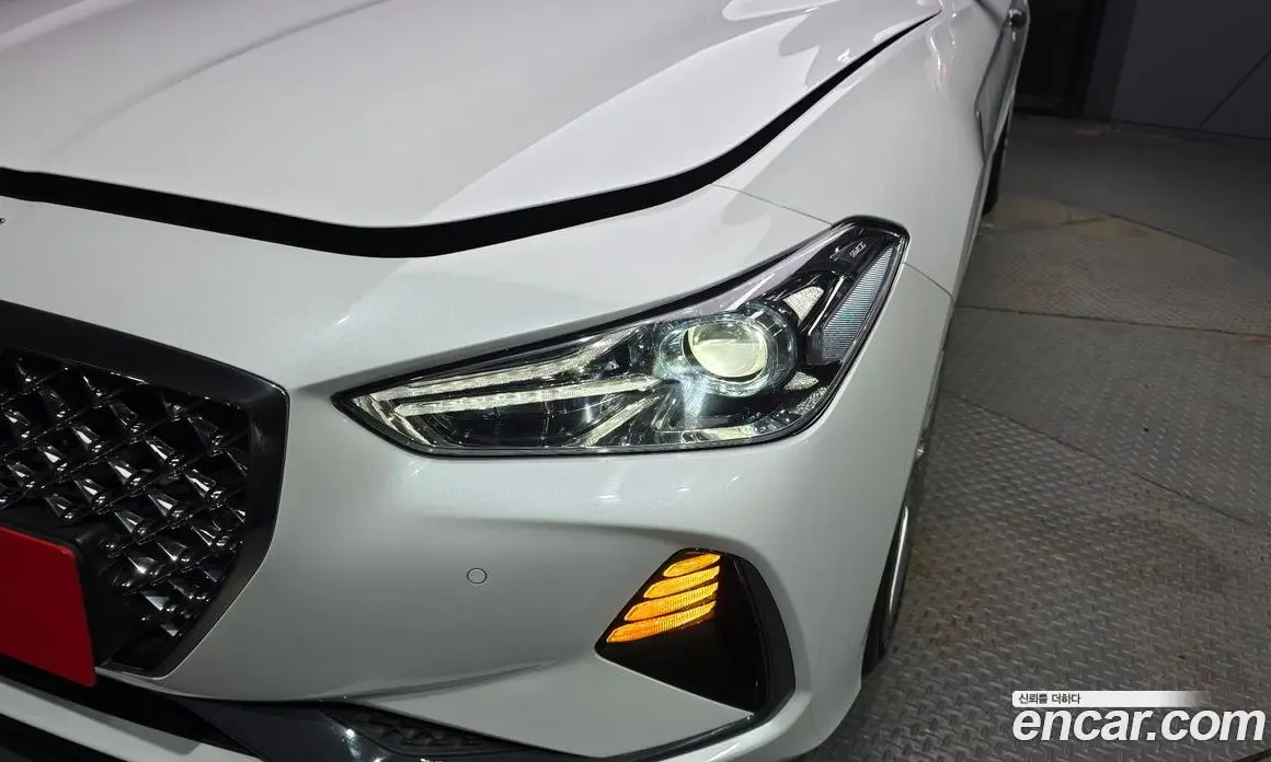 Genesis G70 2019 2.2 автомат (гидро), фото 7 Genesis G70 2019 2.2 автомат (гидро), фото 7