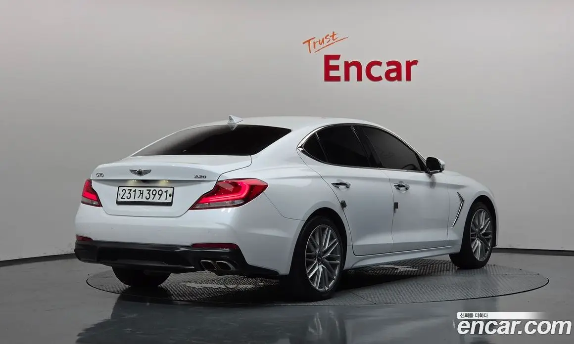 Genesis G70 2020 2.2 автомат (гидро), фото 3 Genesis G70 2020 2.2 автомат (гидро), фото 3