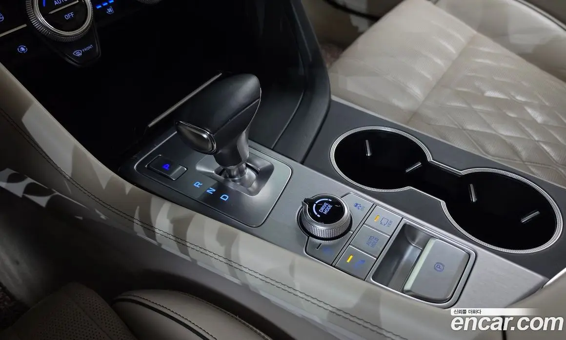 Genesis G70 2020 2.2 автомат (гидро), фото 9 Genesis G70 2020 2.2 автомат (гидро), фото 9