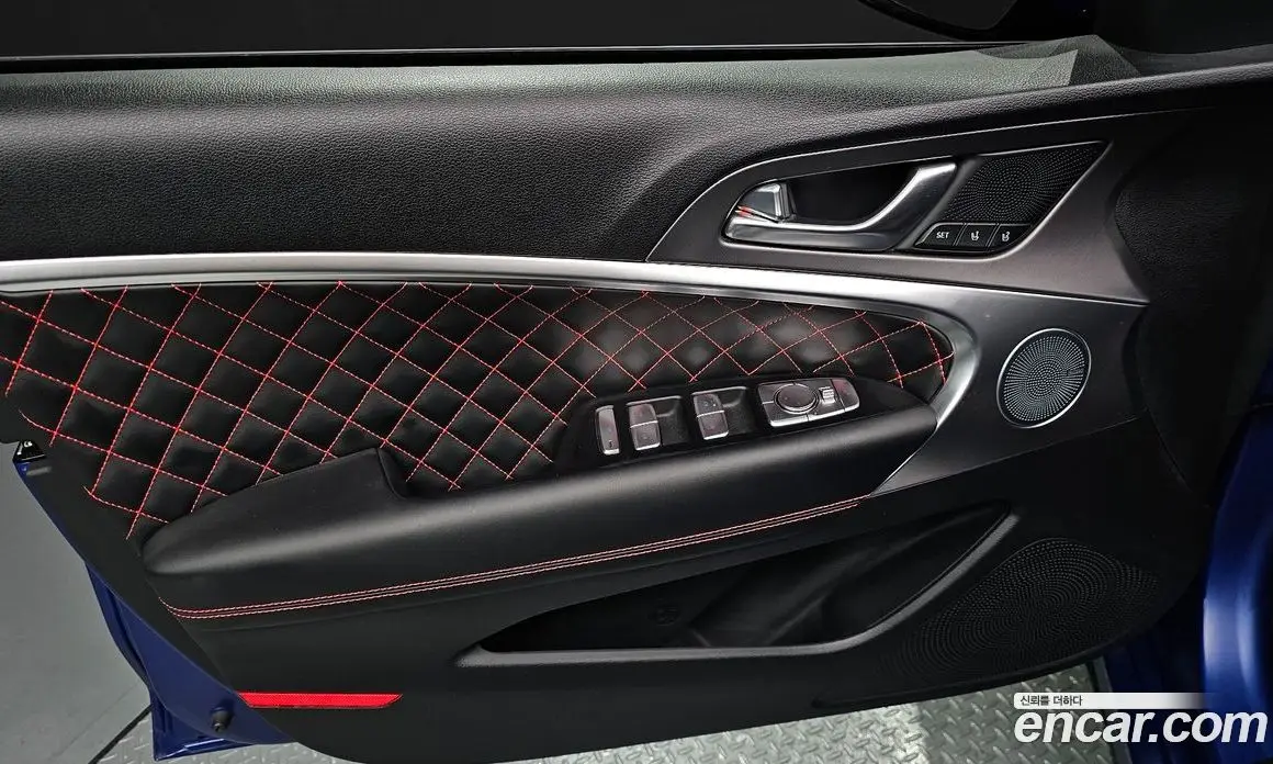 Genesis G70 2025 2.5 автомат (гидро), фото 14 Genesis G70 2025 2.5 автомат (гидро), фото 14