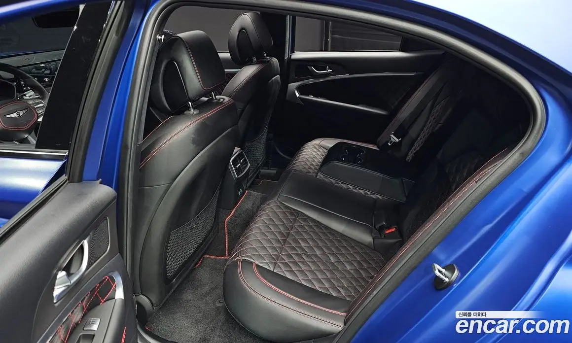 Genesis G70 2025 2.5 автомат (гидро), фото 16 Genesis G70 2025 2.5 автомат (гидро), фото 16
