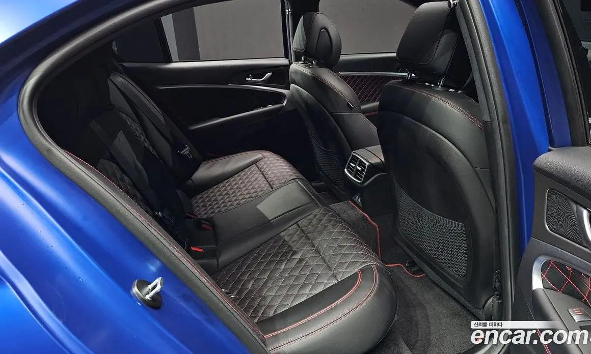 Genesis G70 2025 2.5 автомат (гидро), фото 18 Genesis G70 2025 2.5 автомат (гидро), фото 18