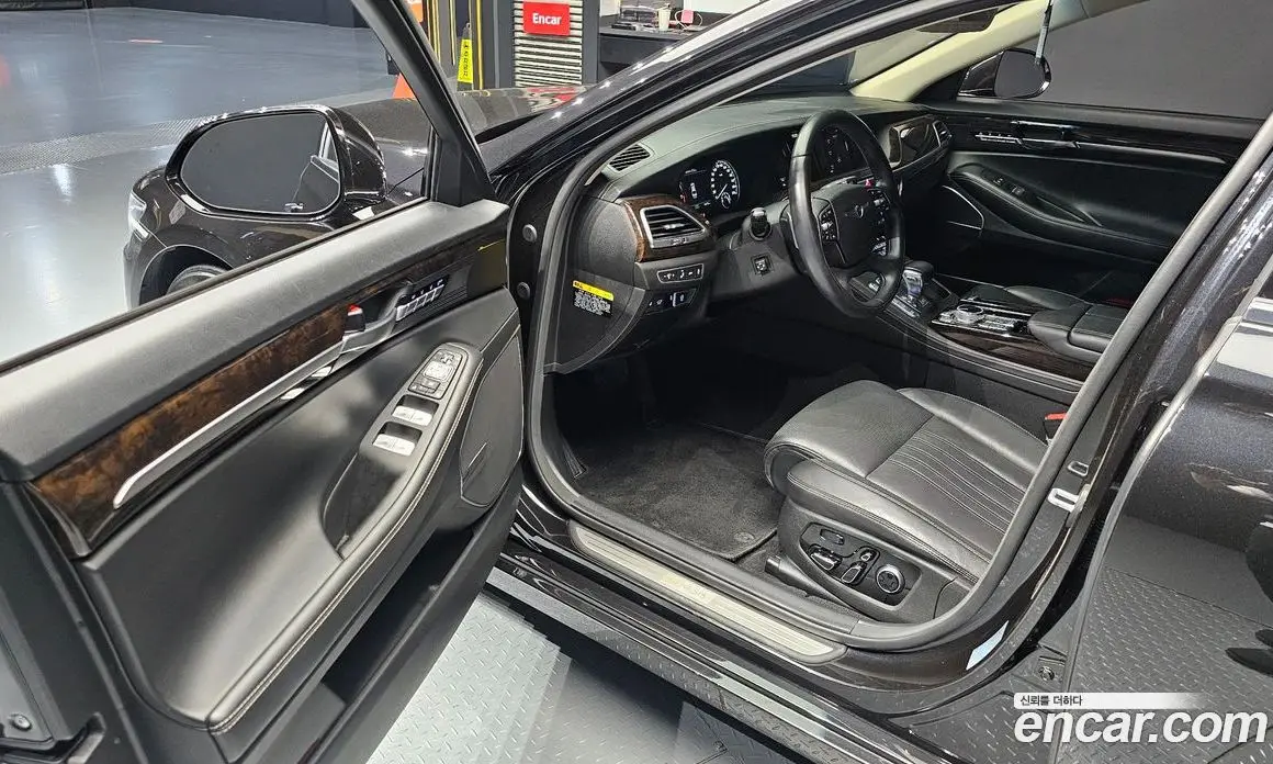 Genesis G90 2019 3.8 автомат (гидро), фото 12 Genesis G90 2019 3.8 автомат (гидро), фото 12