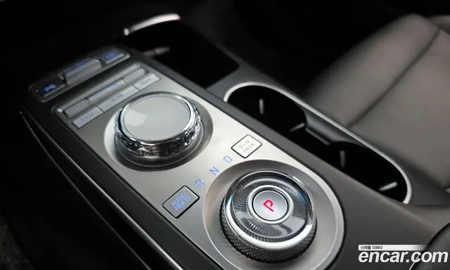 Genesis GV70 2021 2.5 автомат (гидро), миниатюра 12
