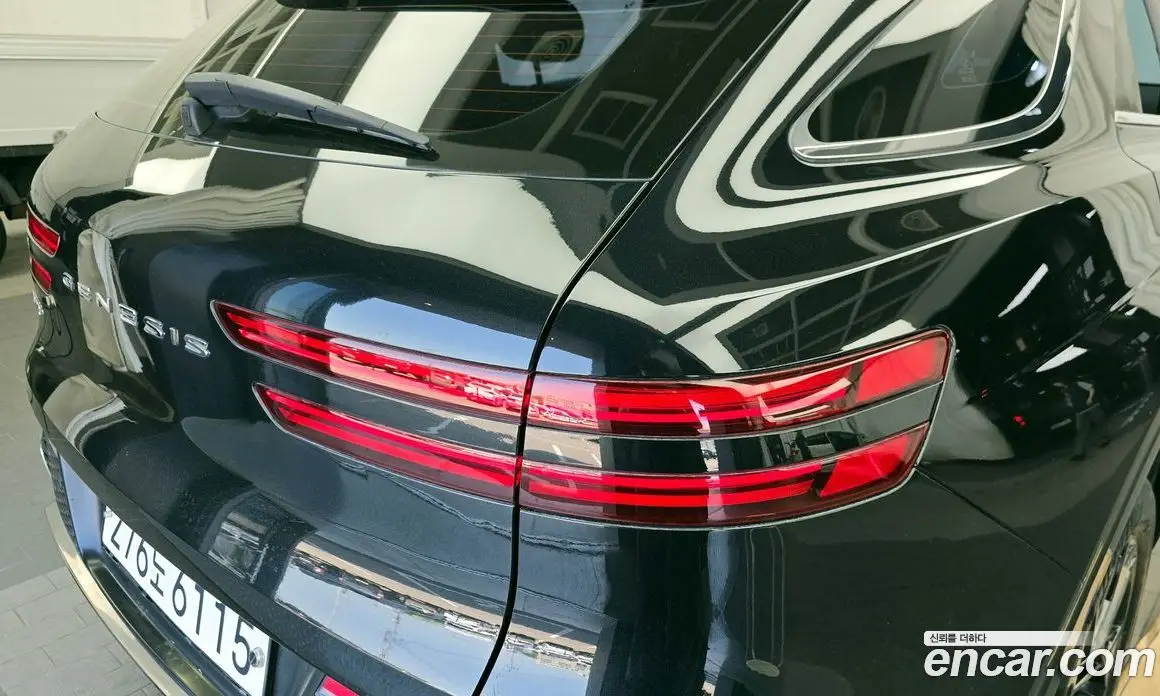 Genesis GV70 2021 2.5 автомат (гидро), фото 9 Genesis GV70 2021 2.5 автомат (гидро), фото 9