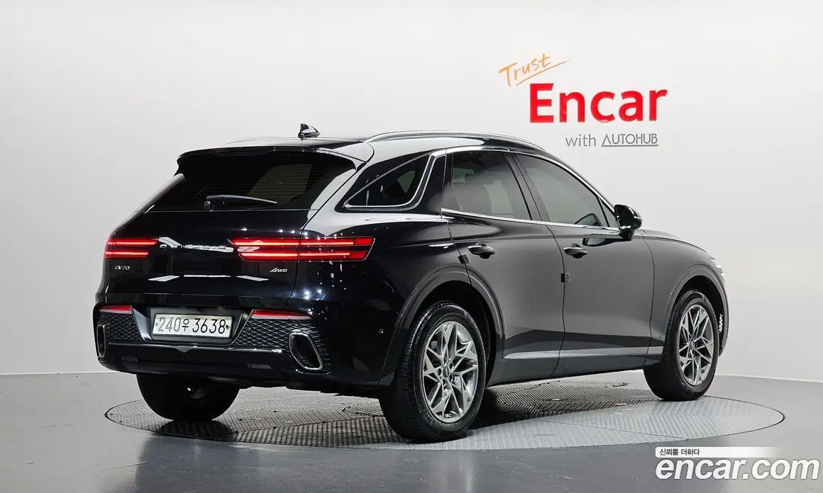 Genesis GV70 2021 2.5 автомат (гидро), фото 2 Genesis GV70 2021 2.5 автомат (гидро), фото 2