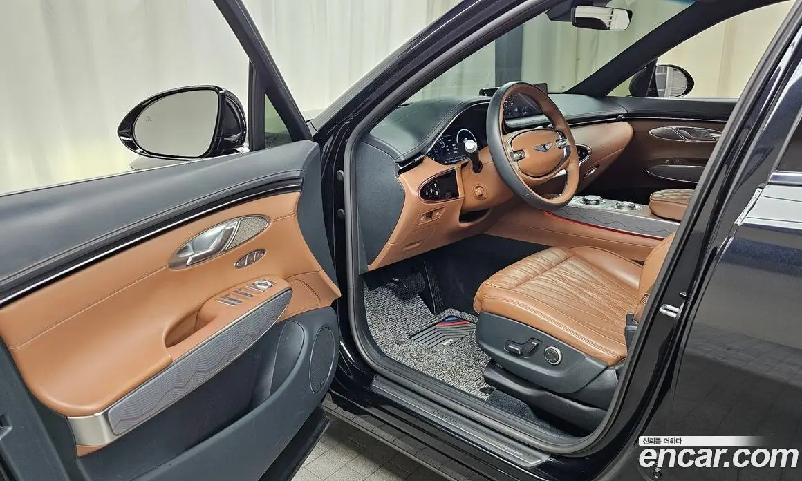 Genesis GV70 2021 2.5 автомат (гидро), фото 13 Genesis GV70 2021 2.5 автомат (гидро), фото 13