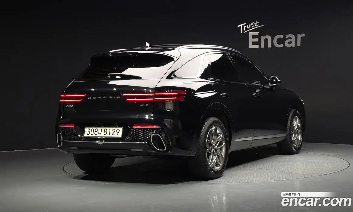 Genesis GV70 2022 2.5 автомат (гидро), фото 2 Genesis GV70 2022 2.5 автомат (гидро), фото 2