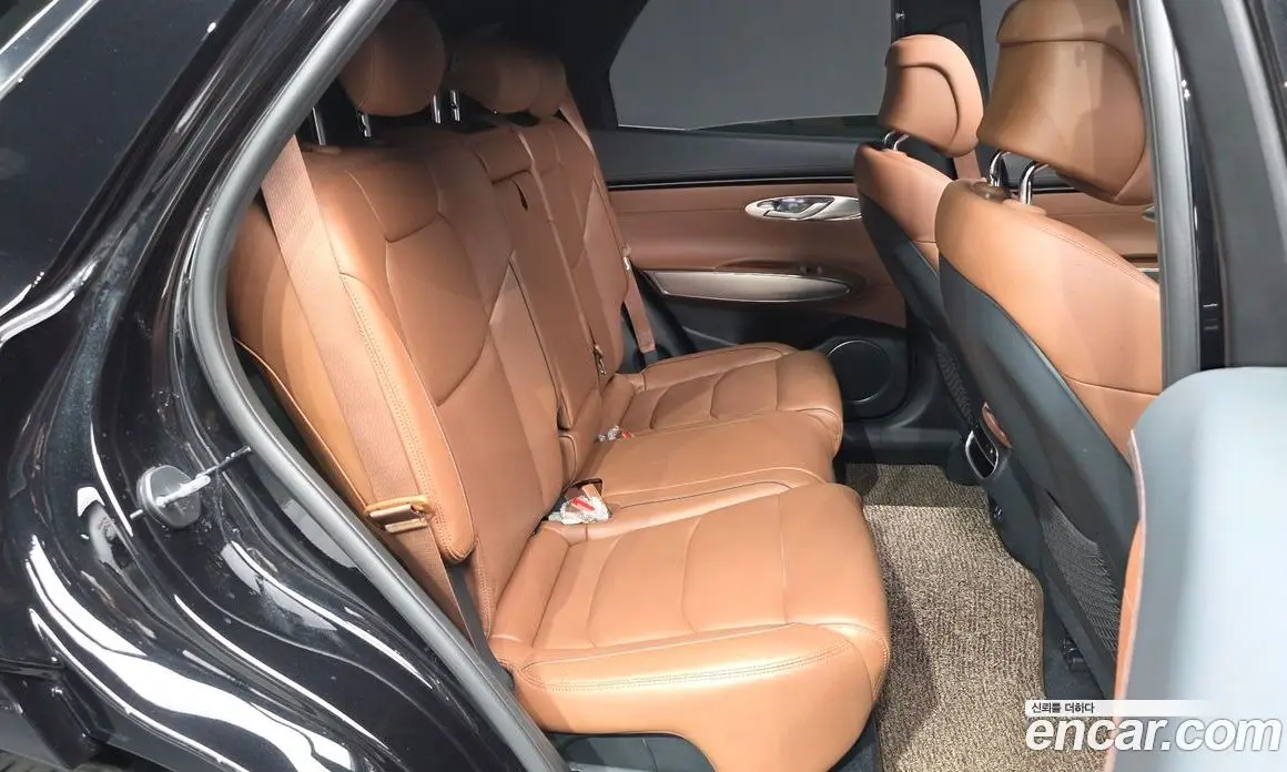 Genesis GV70 2022 2.5 автомат (гидро), фото 18 Genesis GV70 2022 2.5 автомат (гидро), фото 18