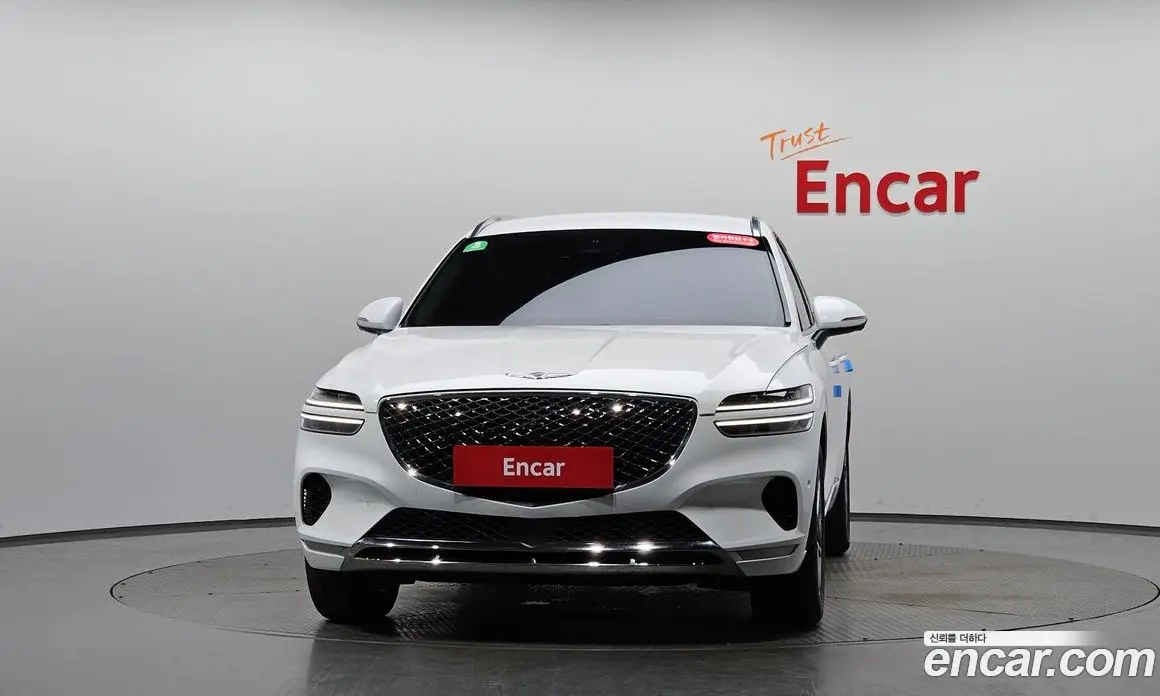 Genesis GV70 2023 2.5 автомат (гидро), фото 2 Genesis GV70 2023 2.5 автомат (гидро), фото 2