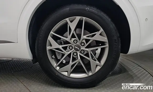 Genesis GV70 2023 2.5 автомат (гидро), миниатюра 6 Genesis GV70 2023 2.5 автомат (гидро), миниатюра 6