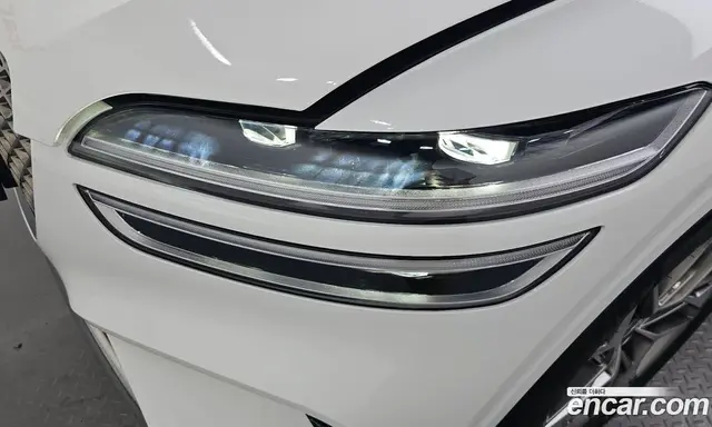 Genesis GV70 2023 2.5 автомат (гидро), миниатюра 7 Genesis GV70 2023 2.5 автомат (гидро), миниатюра 7