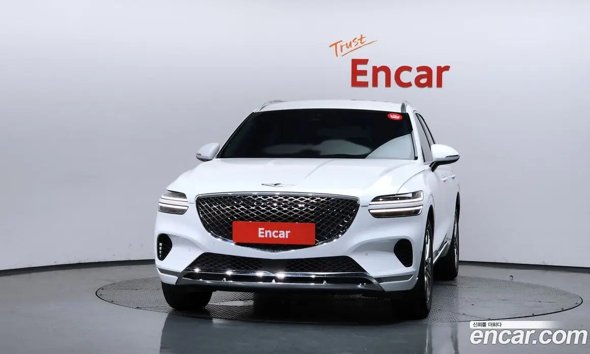 Genesis GV70 2024 2.5 автомат (гидро), фото 3 Genesis GV70 2024 2.5 автомат (гидро), фото 3