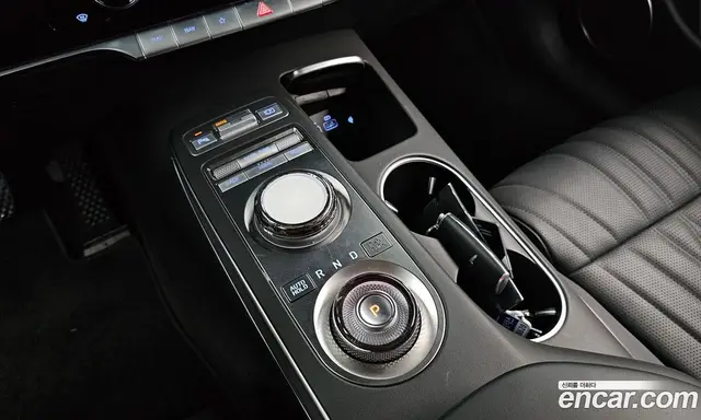 Genesis GV70 2024 3.5 автомат (гидро), миниатюра 11