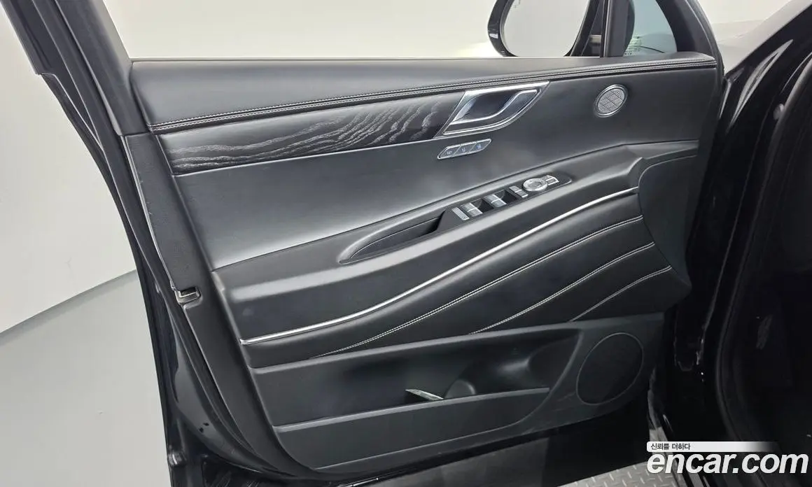 Genesis GV80 2021 2.5 автомат (гидро), фото 14 Genesis GV80 2021 2.5 автомат (гидро), фото 14