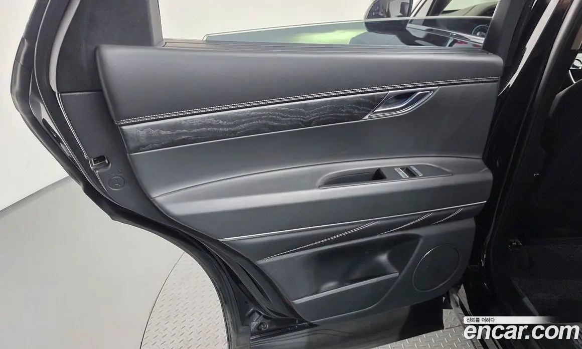 Genesis GV80 2021 2.5 автомат (гидро), фото 15 Genesis GV80 2021 2.5 автомат (гидро), фото 15
